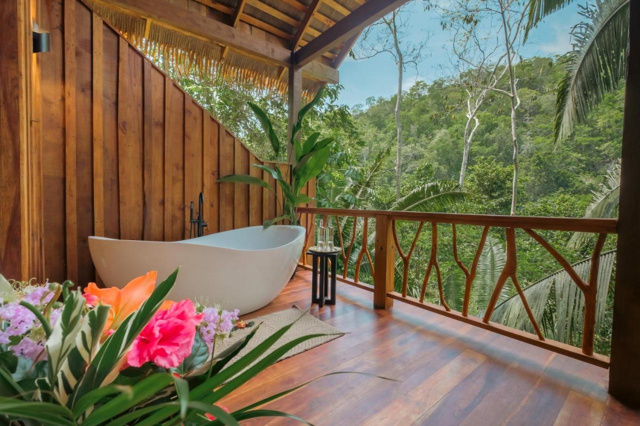 Sweet Songs Jungle Lodge San Ignacio Exterior photo